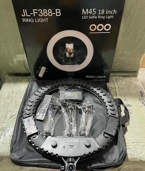 18 INCHES RECHARGEABLE RINGLIGHT WITH BATTERY