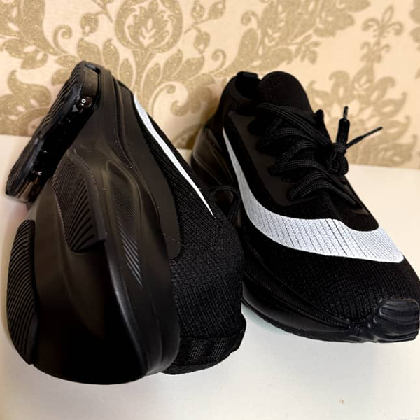 Athletic running sneakers