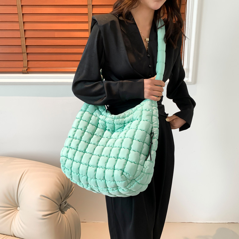 Pleated Cloud Dumpling Bag – Large Capacity Fashion Shoulder & Crossbody Bag UK - Image 3