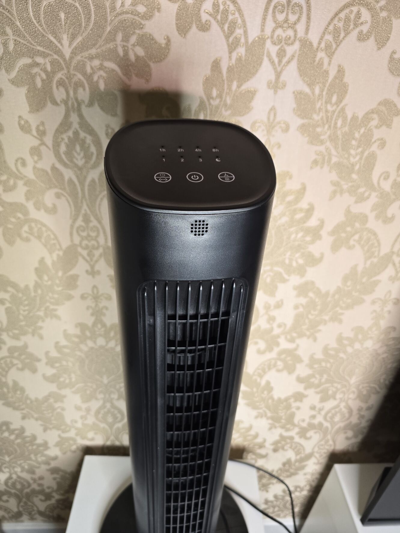Premium Yashe Black Tower Fan – 50W Slim Cooling Fan with 8-Hour Timer for Cooler UK Homes - Image 4