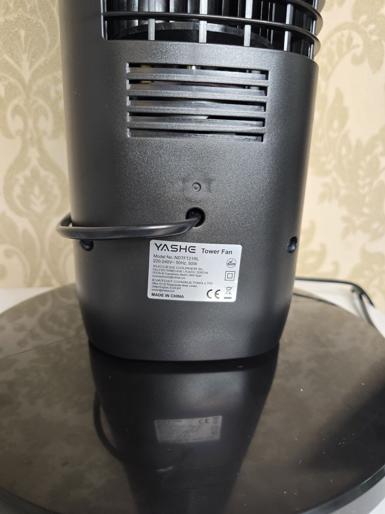 Premium Yashe Black Tower Fan – 50W Slim Cooling Fan with 8-Hour Timer for Cooler UK Homes - Image 2