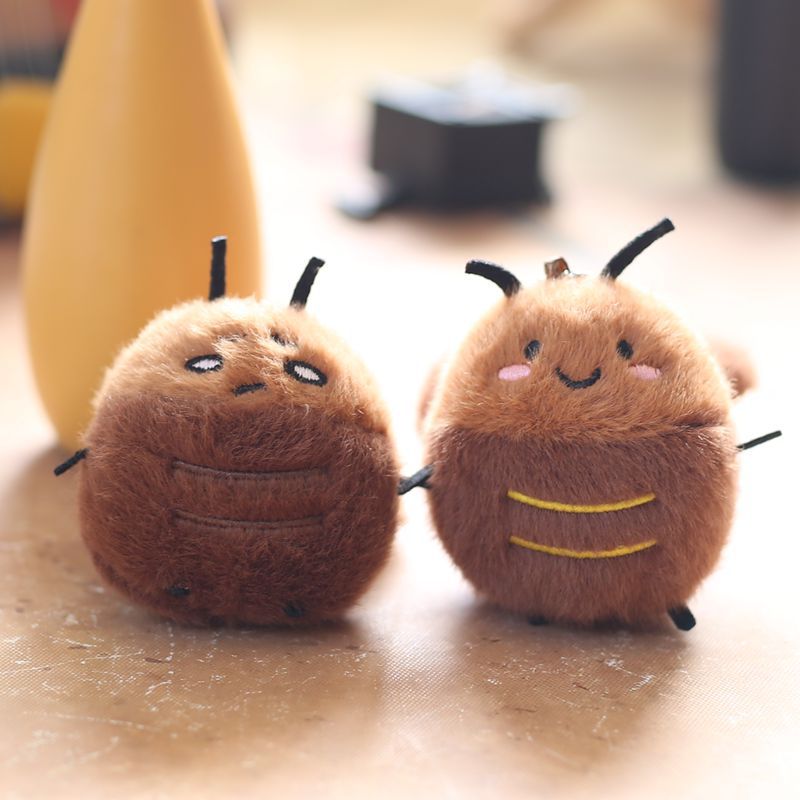 Adorable Cute Cockroach Plush Keychain – Kawaii Bag Charm Pendant - Image 2