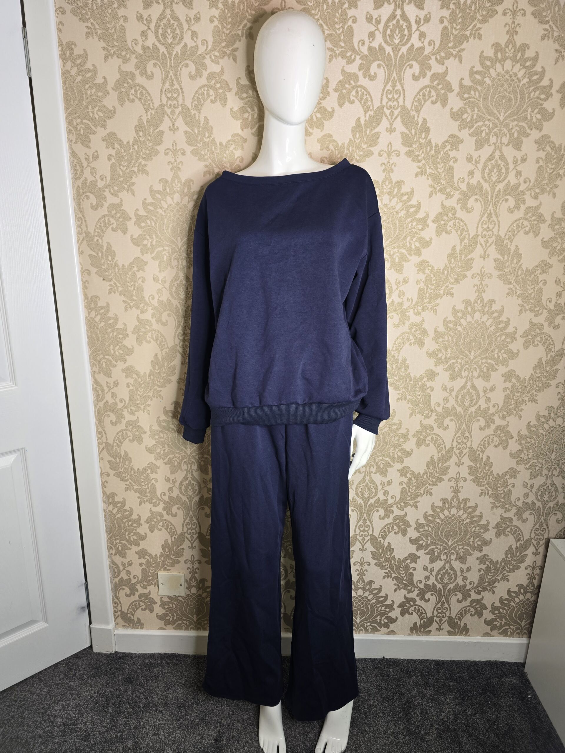 Women’s Navy Blue Off-Shoulder Two-Piece Lounge Set – Size Small - Image 6