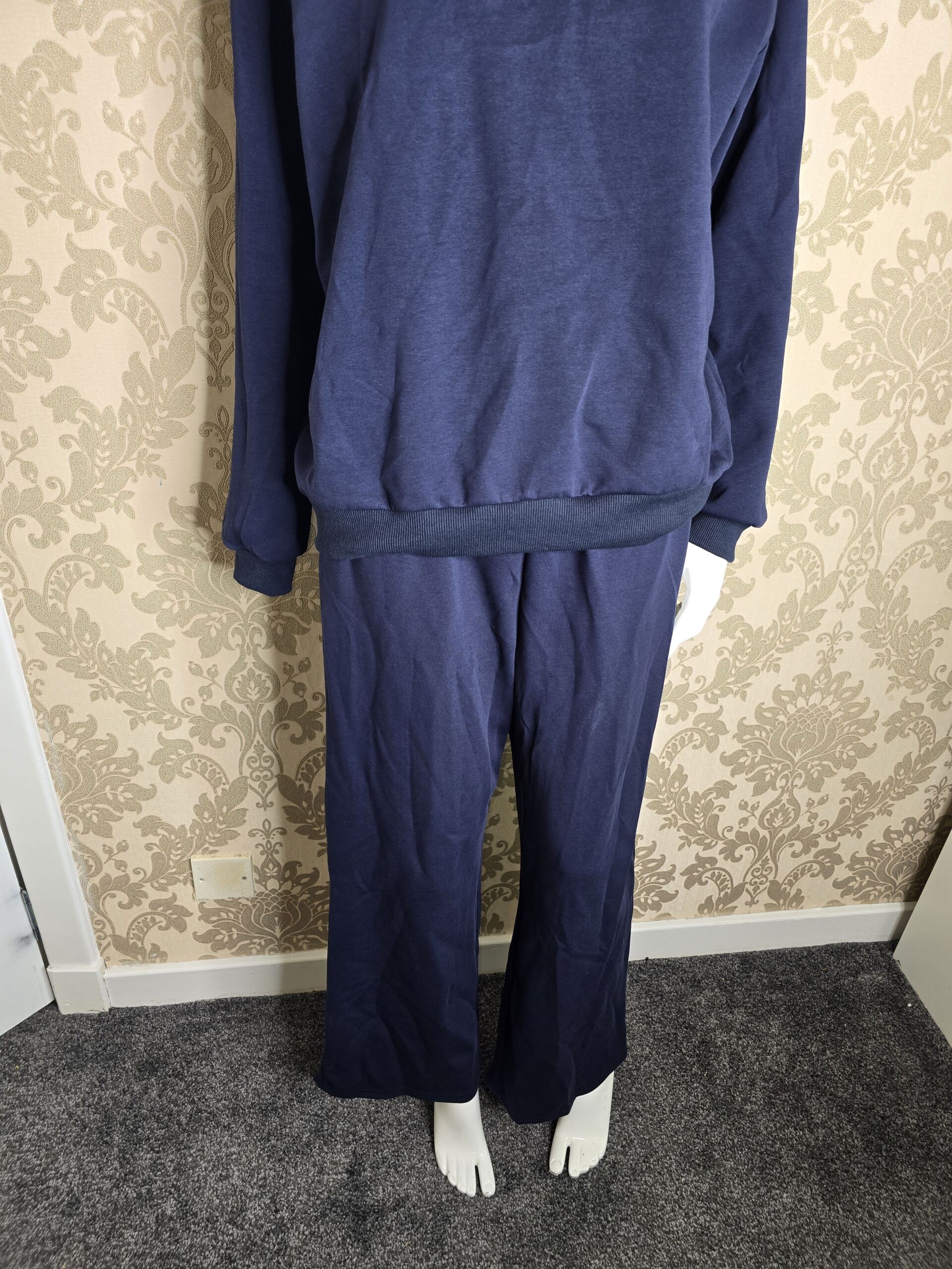 Women’s Navy Blue Off-Shoulder Two-Piece Lounge Set – Size Small - Image 4