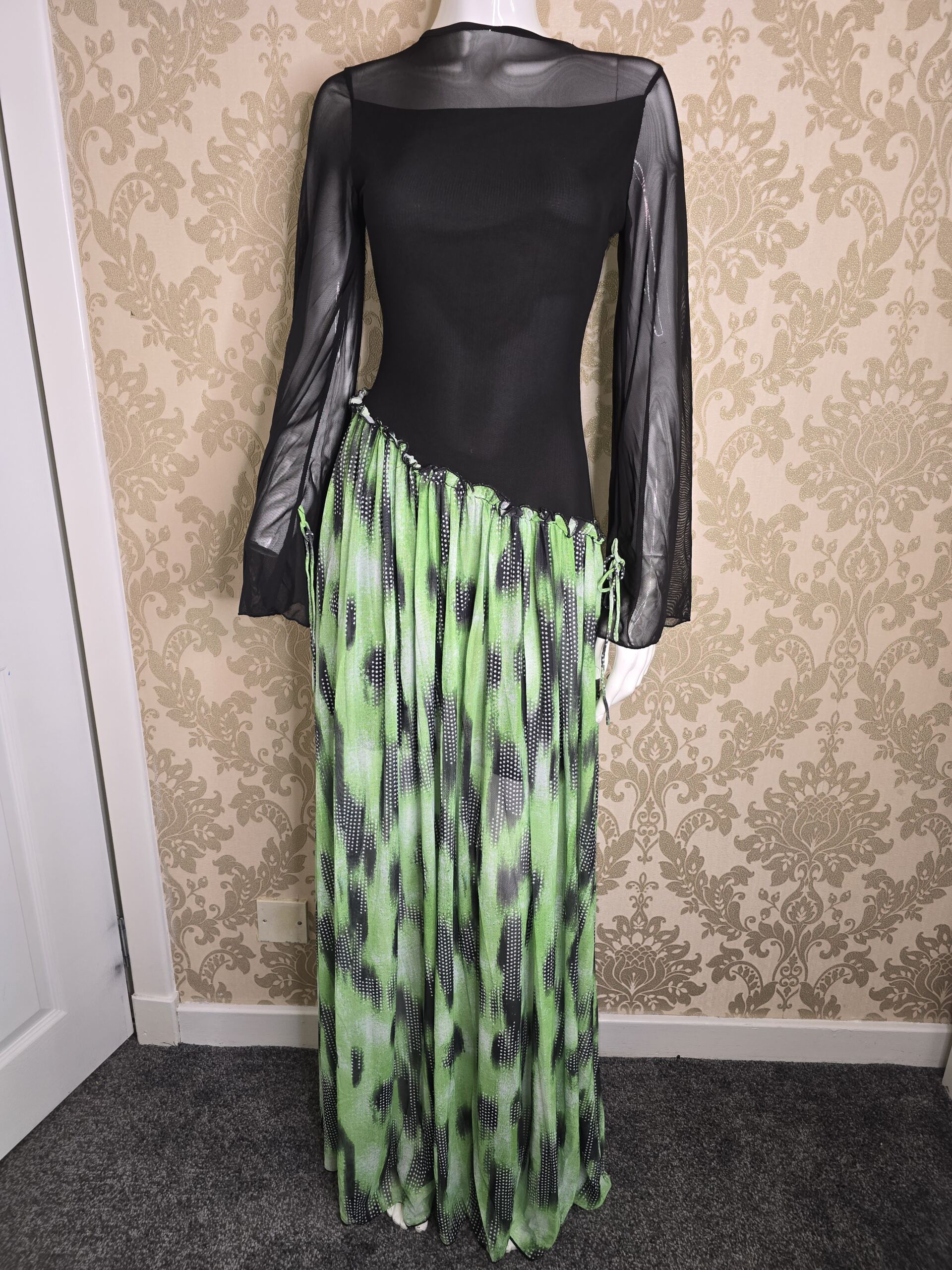 Stylish Women’s Black & Green Mesh Maxi Dress – Size Small