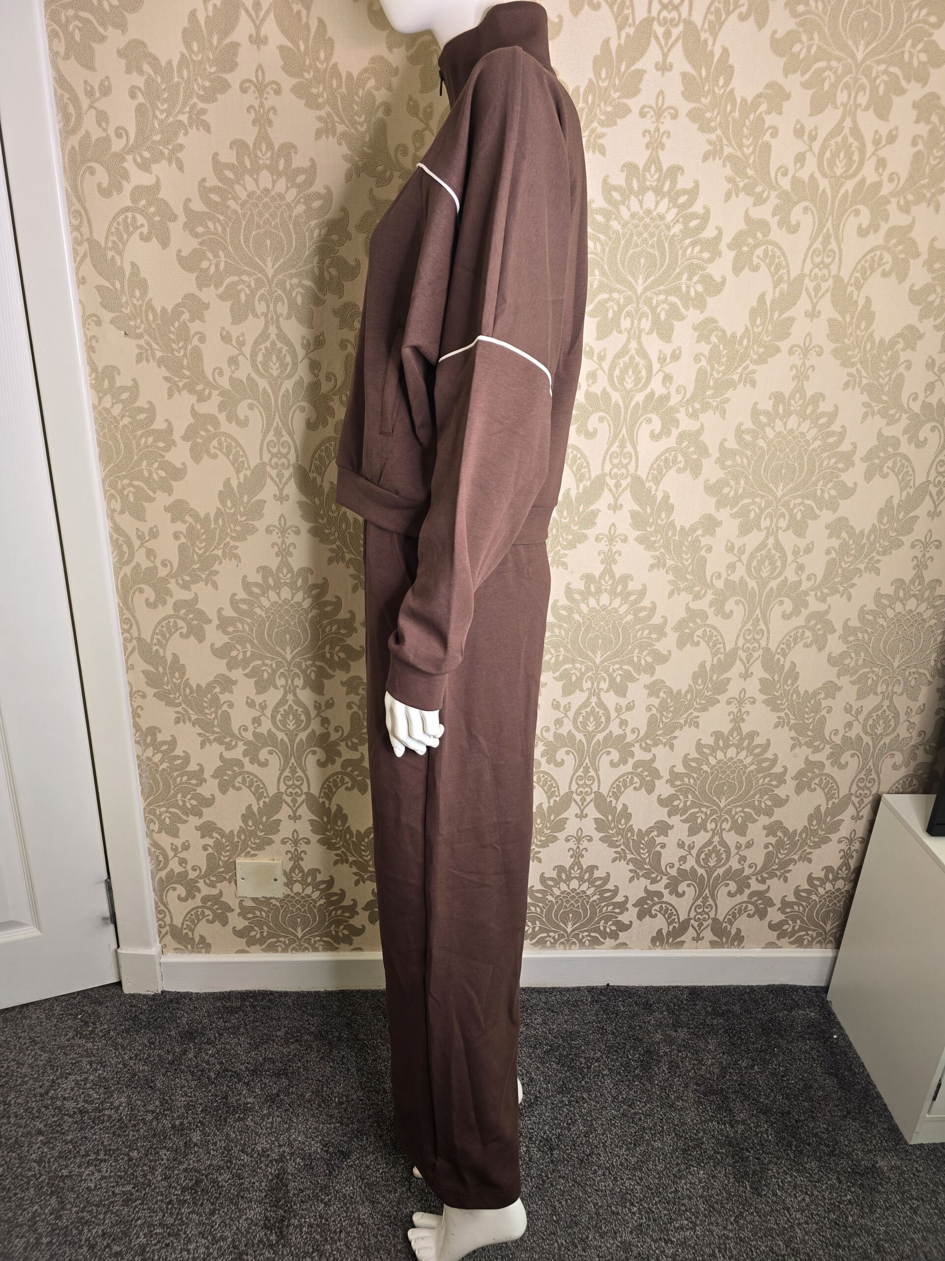 Stylish Women’s Brown Tracksuit Set – Small Zip-Up Lounge Co-Ord - Image 3