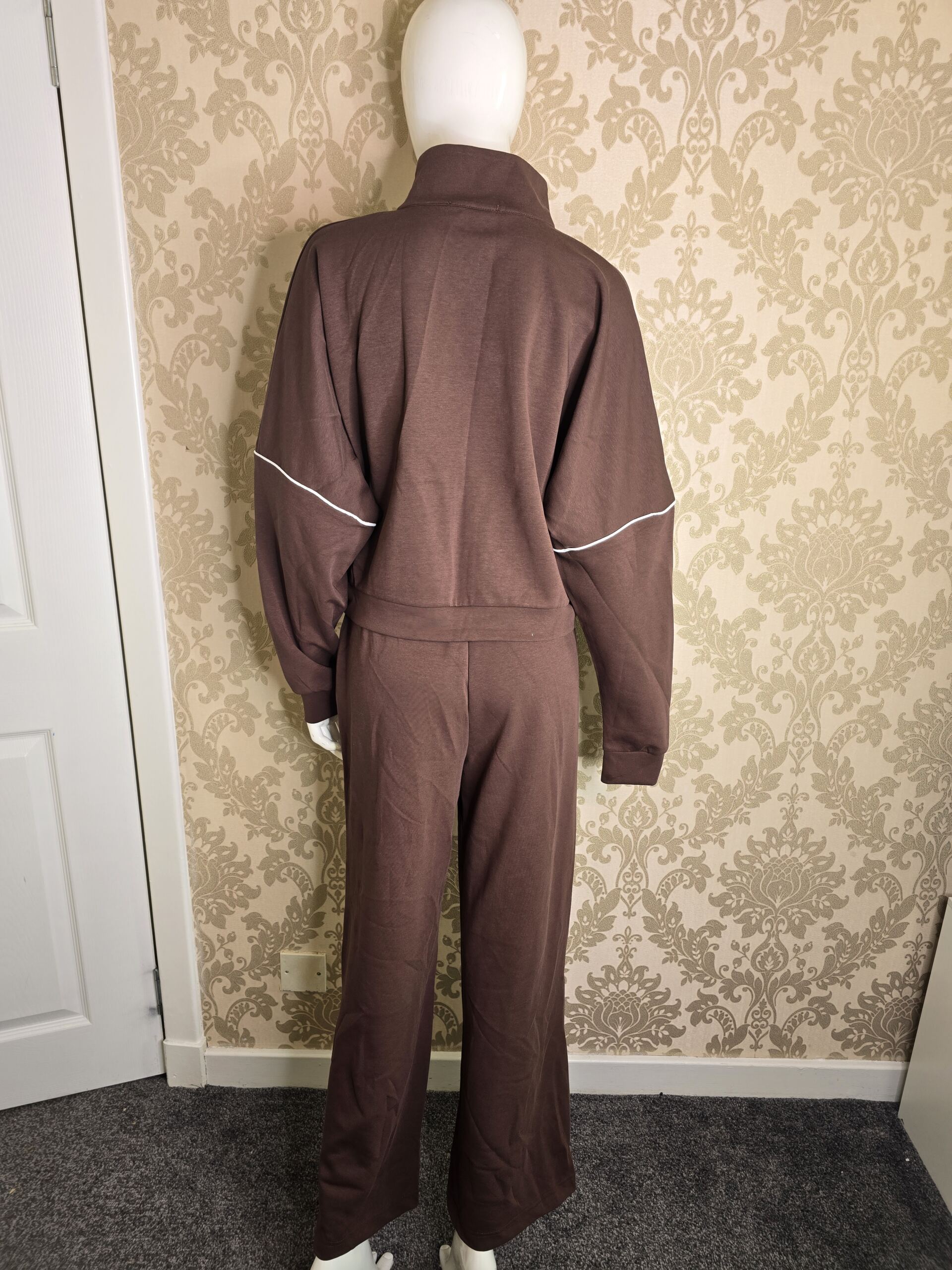 Stylish Women’s Brown Tracksuit Set – Small Zip-Up Lounge Co-Ord - Image 2