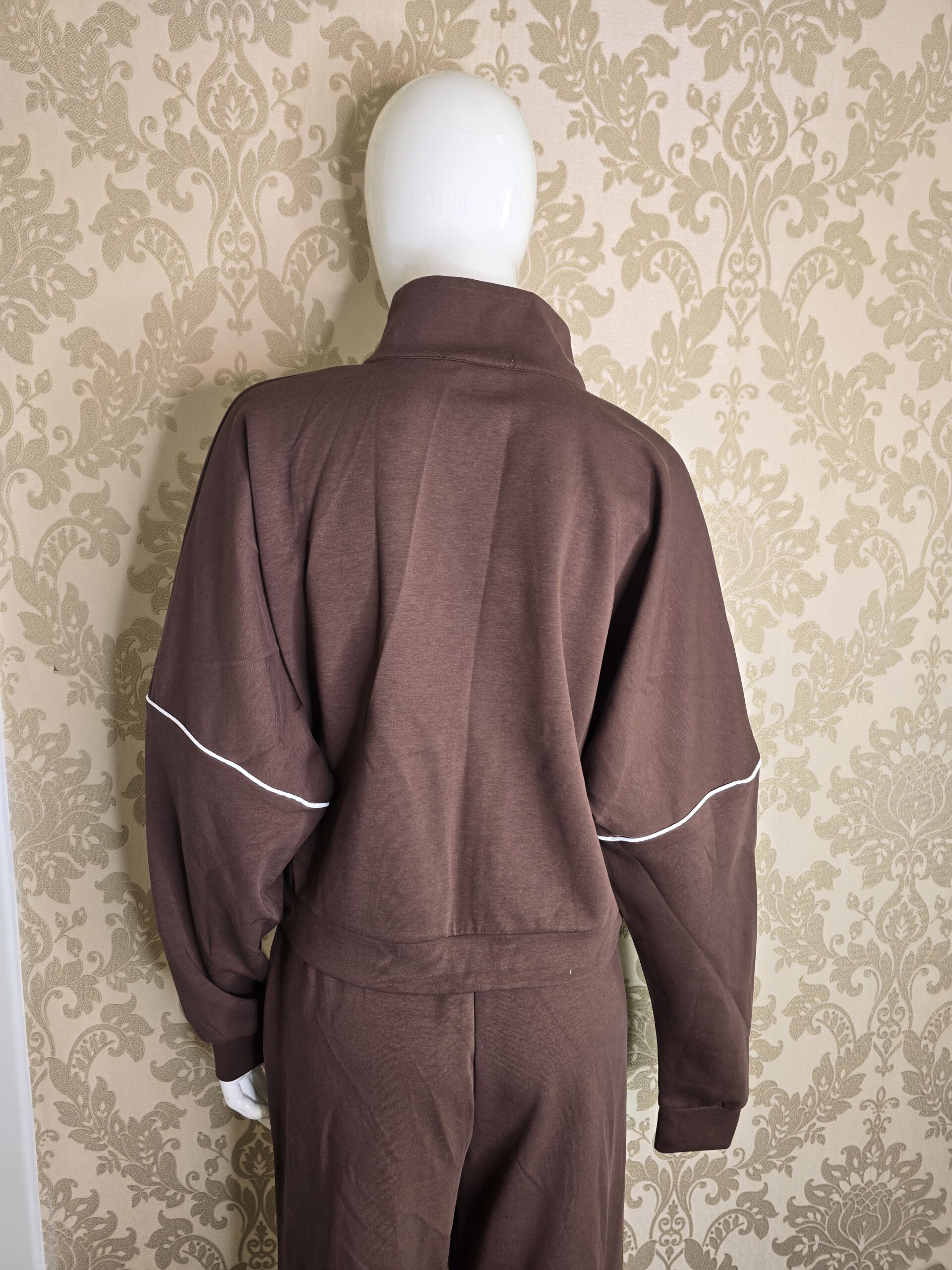 Stylish Women’s Brown Tracksuit Set – Small Zip-Up Lounge Co-Ord - Image 6