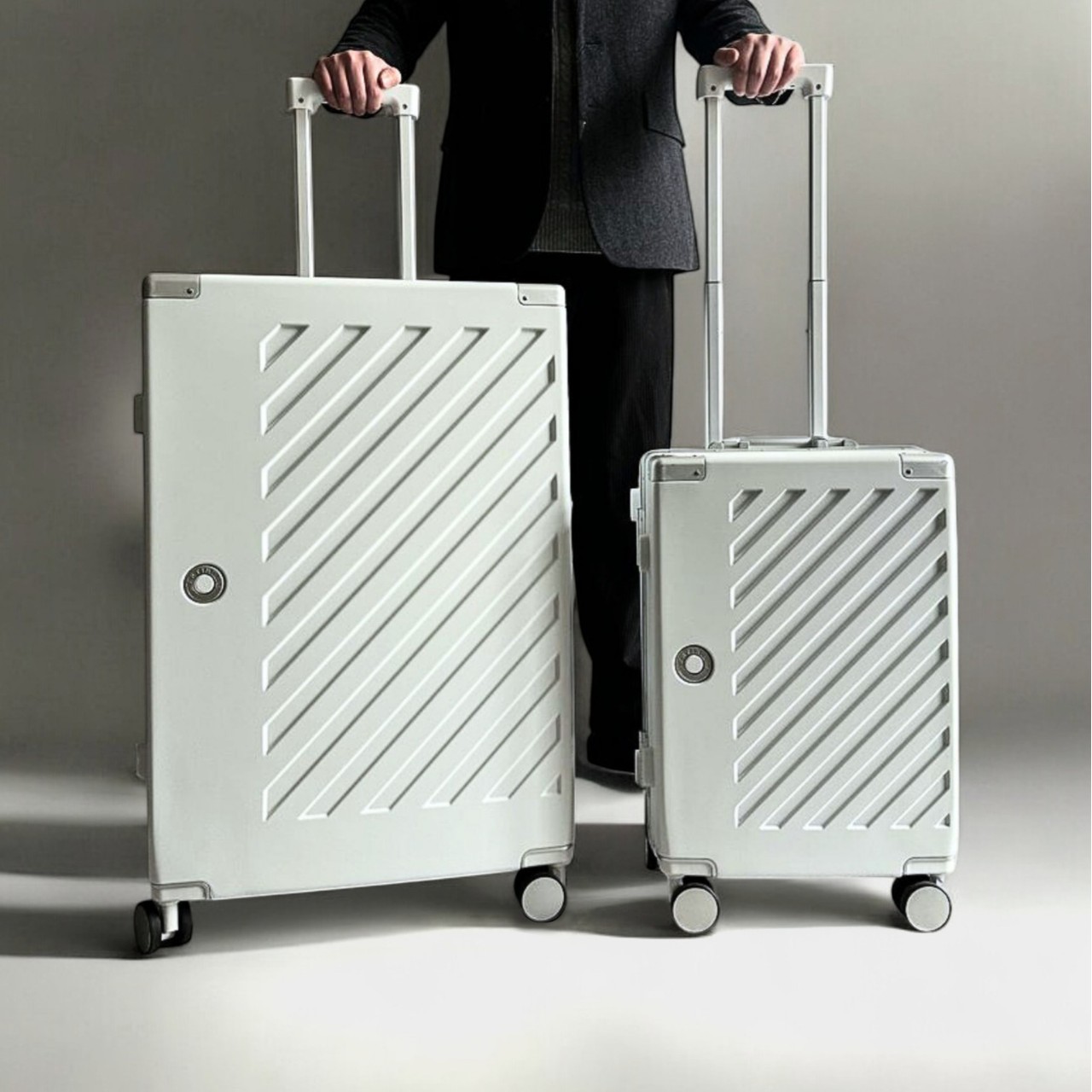 Boutique business luggage boarding bag aluminum frame durable men's and women's fashion trolley case luggage and suitcase password lock - Image 4