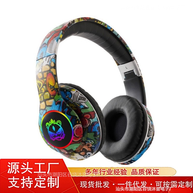 Children’s Bluetooth Headphones Noise Reduction Graffiti for Gaming - Image 2