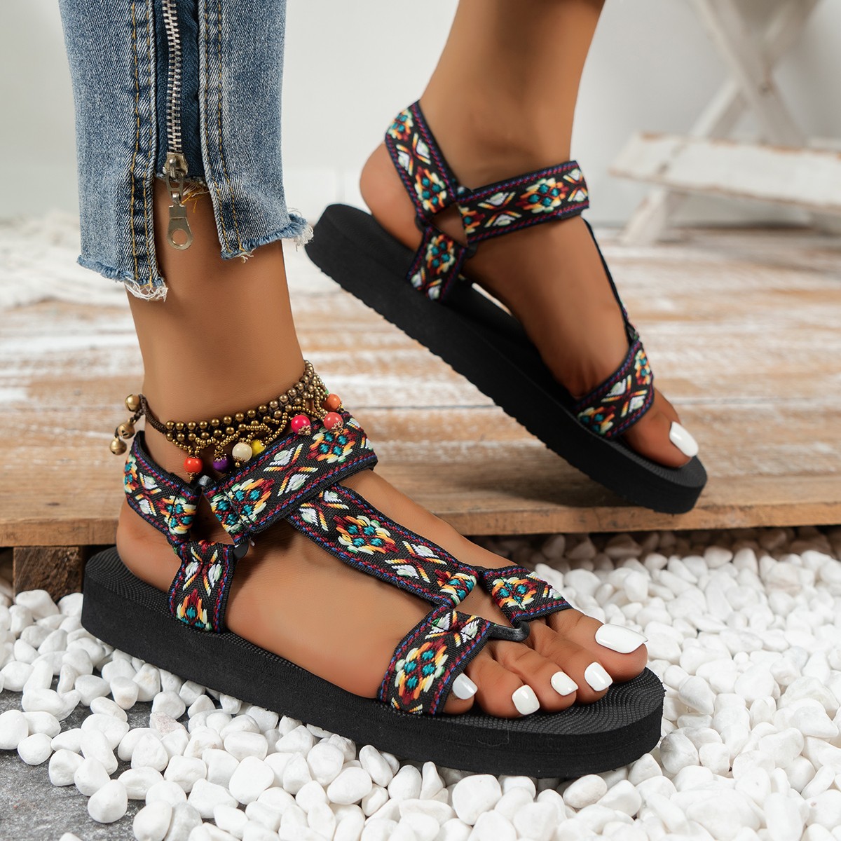 Stylish Plus Size Thick Bottom Summer Beach Sandals - Image 4