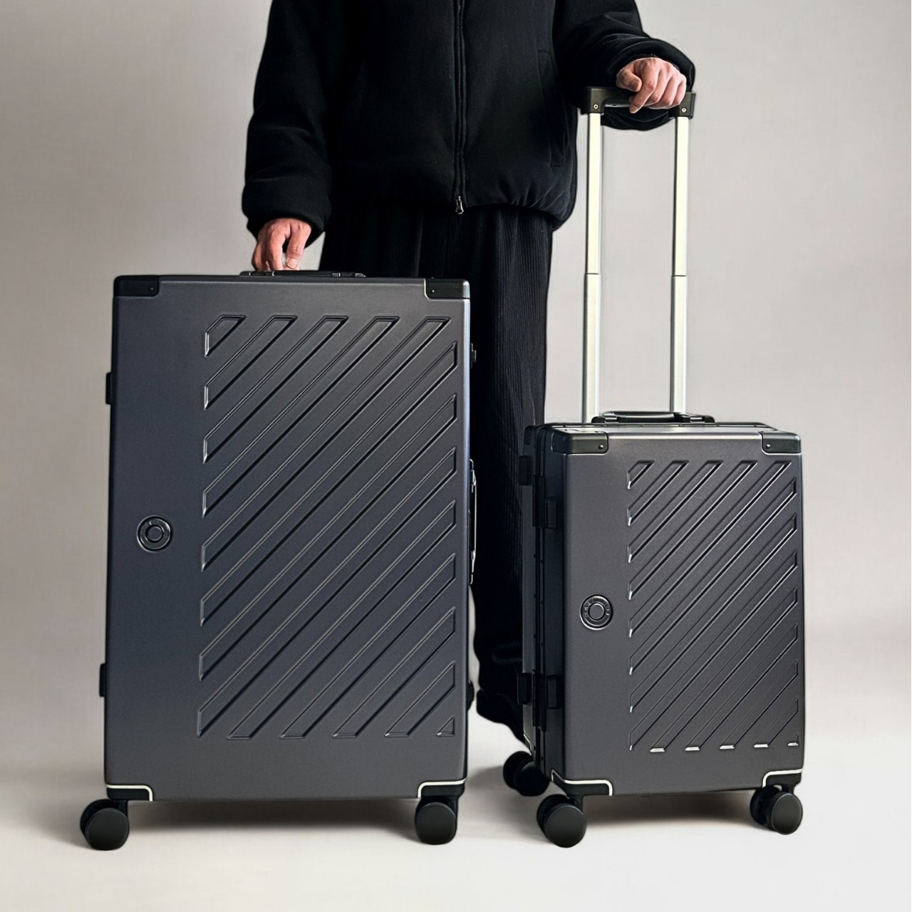 Boutique business luggage boarding bag aluminum frame durable men's and women's fashion trolley case luggage and suitcase password lock