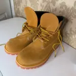 Timberland Men’s Wheat 6-Inch Premium Waterproof Classic Boots, Nubuck Leather Lace-Up Work Boots, UK Size 8.5 / US 9W, Style 10061