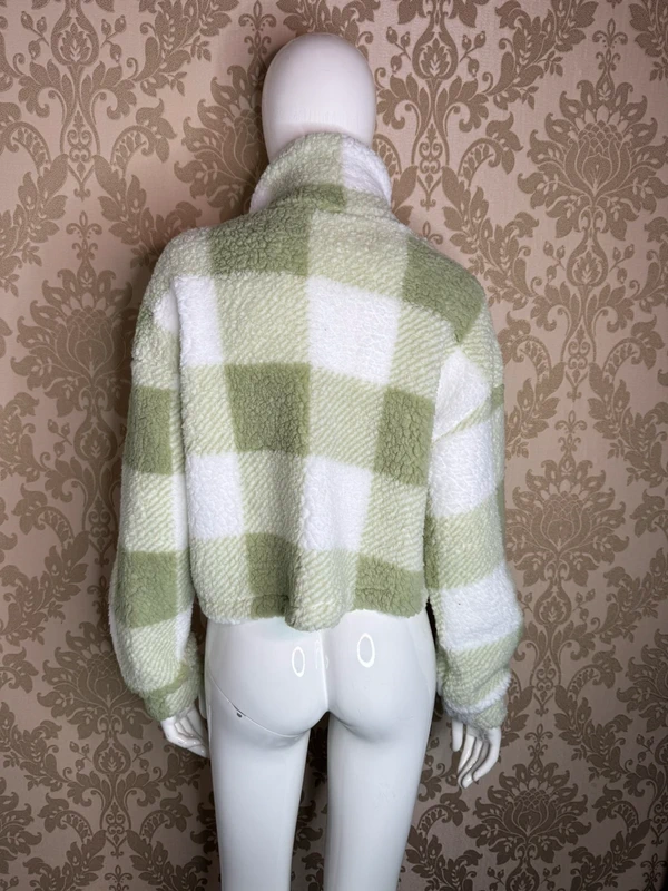 Women’s Green White Check Teddy Fleece Jacket Size S, Soft Button-Up Cropped Plaid Coat, Casual Autumn Winter Outerwear, Warm Fleece Jacket - Image 2