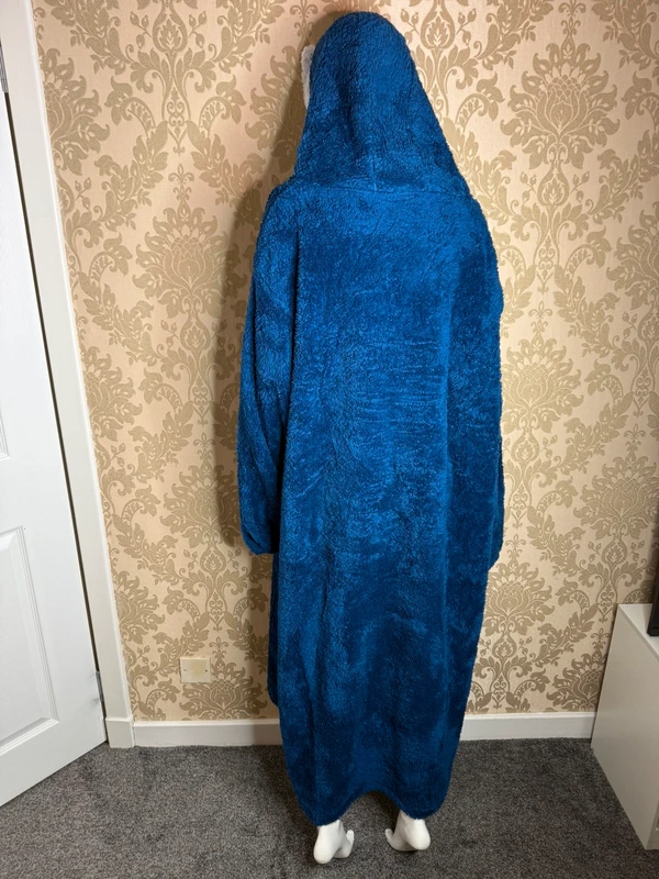 Women’s Blue Oversized Blanket Hoodie Size S, Apple Pattern Hooded Wearable Blanket, Soft Warm Lounge Hoodie, Cosy Homewear (Copy) - Image 2